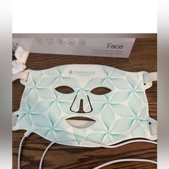 OMNILUX Contour Face Red Light Mask Therapy Anti aging Women's Skincare Infrared - Picture 4 of 7